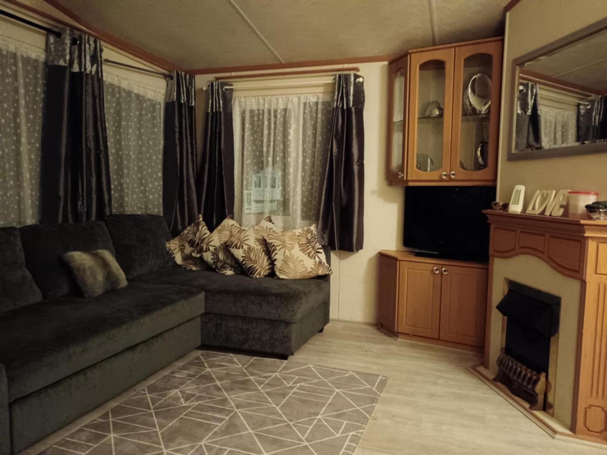 Lovely 3 Bedroom 8 Berth Caravan In Rhyl Esterno foto